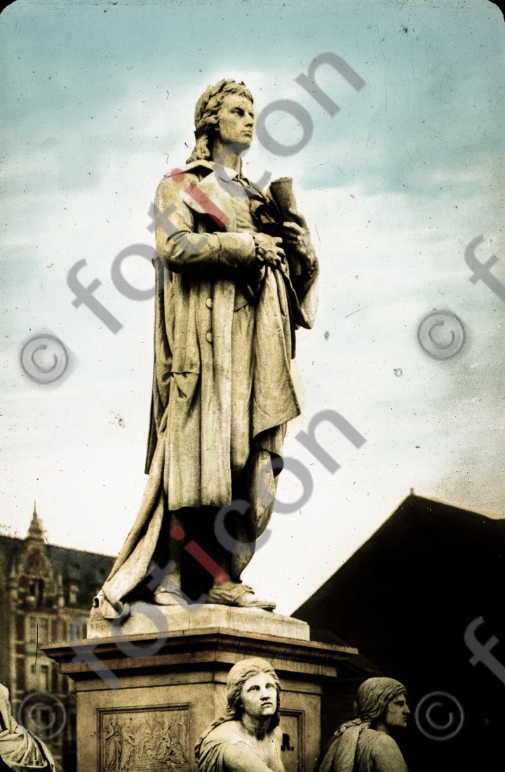 Schillerdenkmal | Schiller monument - Foto simon-156-002.jpg | foticon.de - Bilddatenbank für Motive aus Geschichte und Kultur
